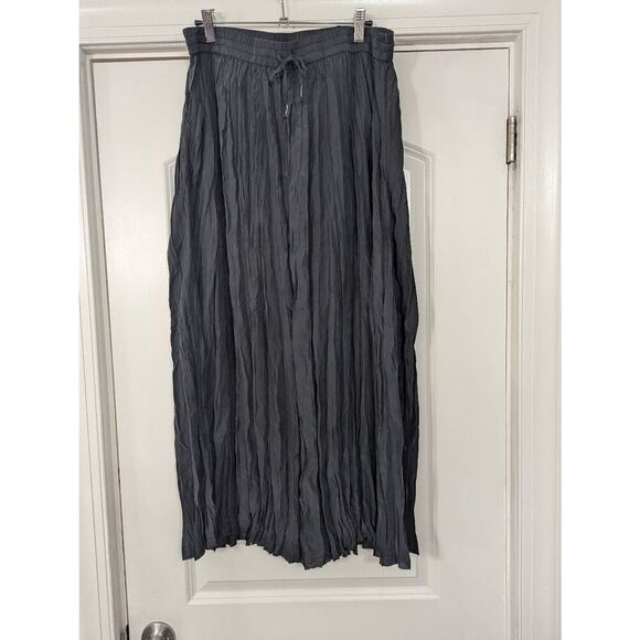 Go by Go Silk Maxi Dress women's medium graphite gray crepe pleated flowy artsy - Picture 1 of 5